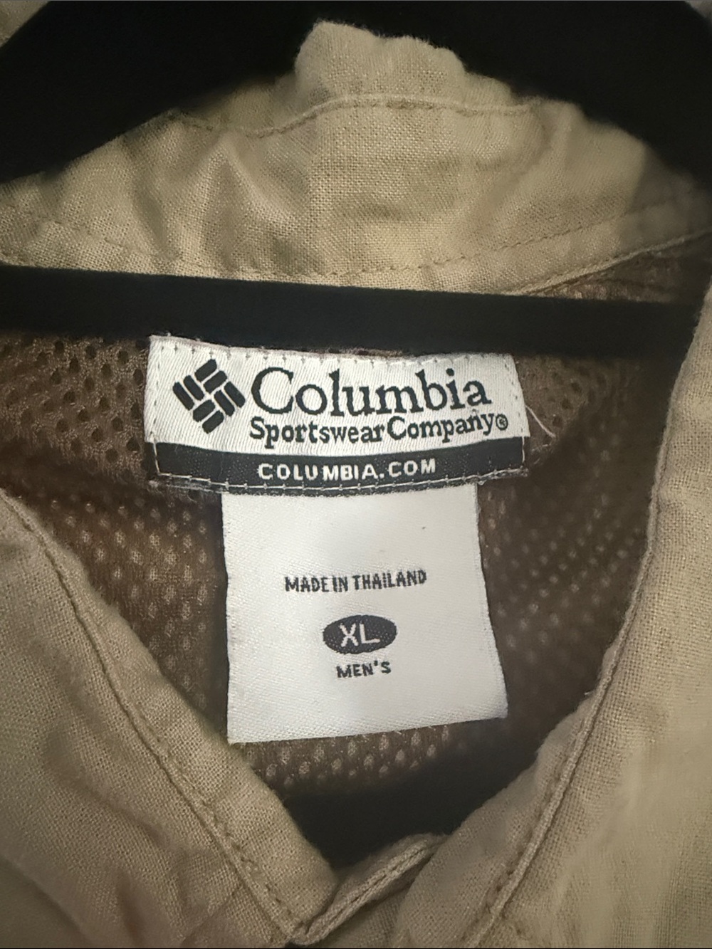 Columbia Men’s Outdoor/Fishing Button-Down Vented Shirt in Beige Cotton Sz XL - Picture 2 of 11